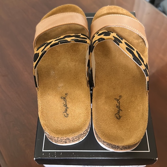 Luka Tan Leopard Sandal - Picture 4 of 7